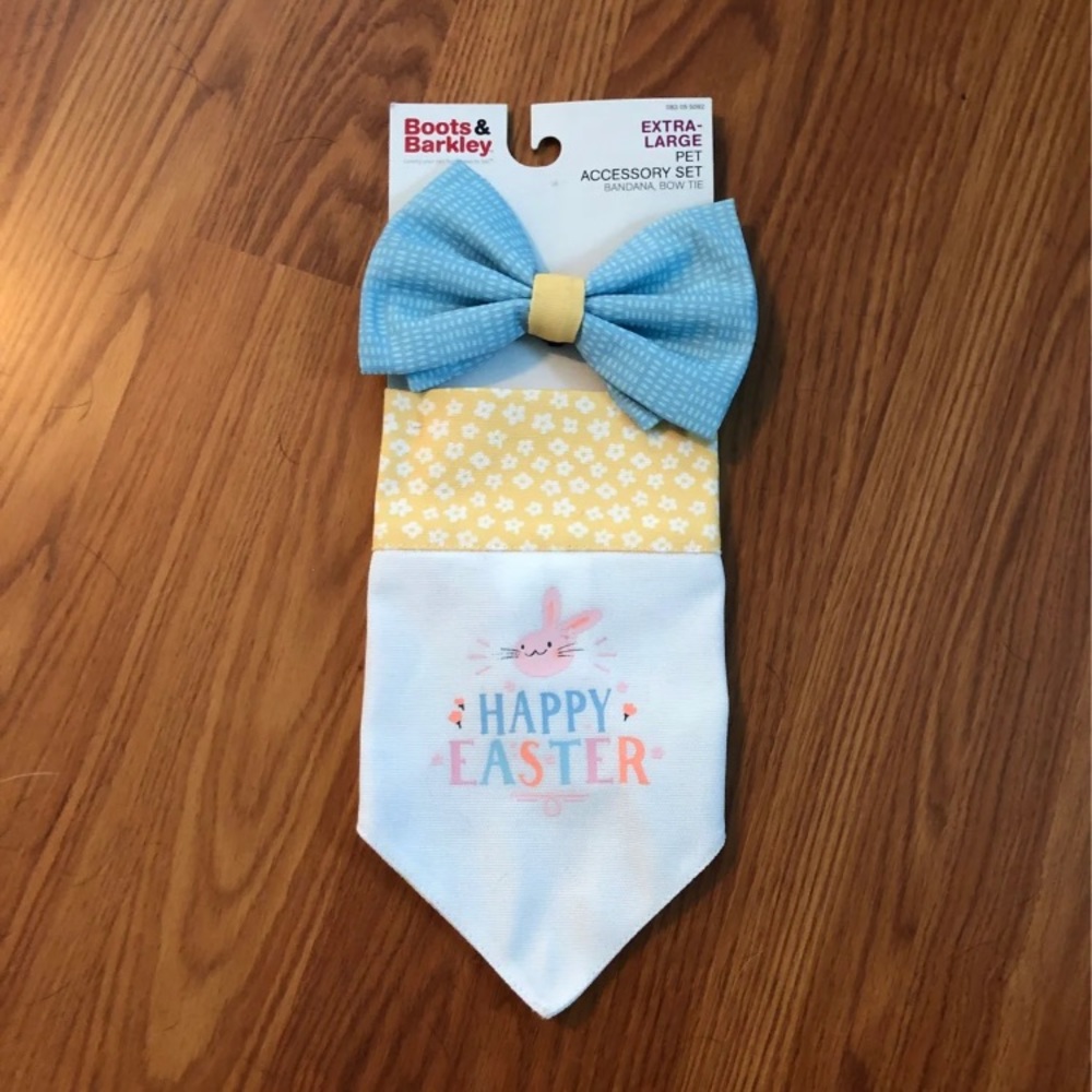 NWT pet accessory set